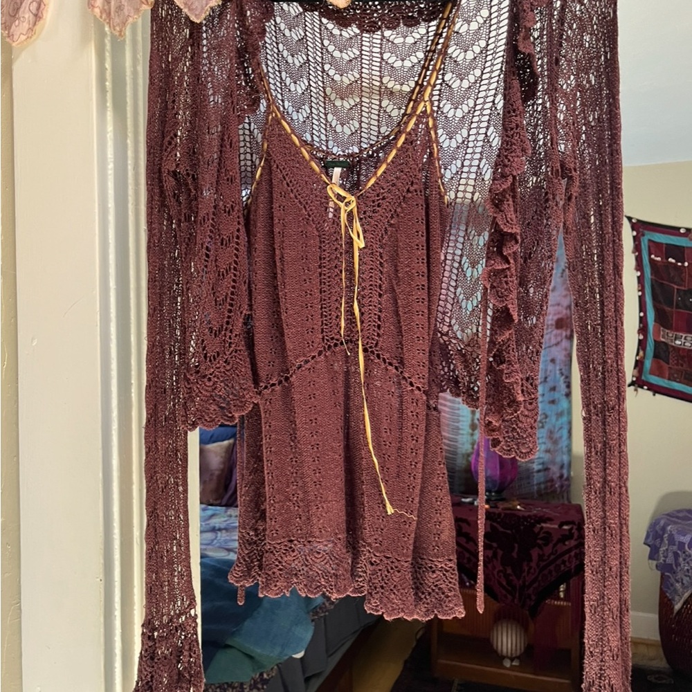 Free People Sweater Set. Beautiful brown lacework on both pieces. Size small